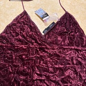 NWT RUE 21 L Halter